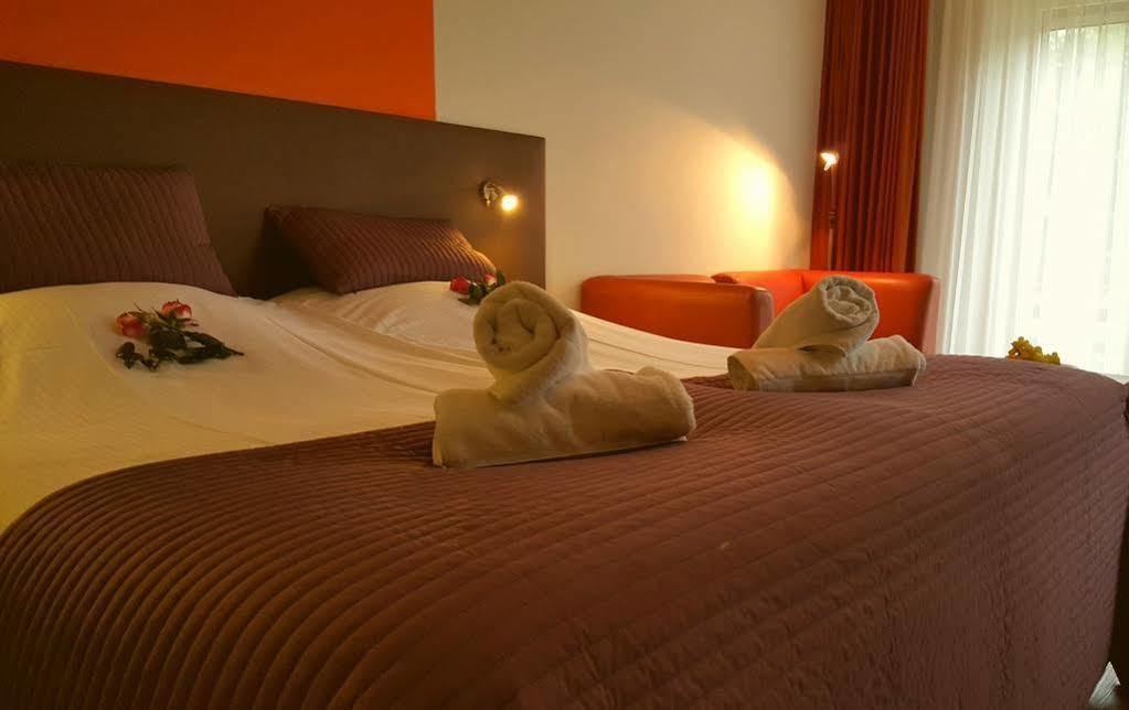 Hotel Dolores Ameland Nes  Εξωτερικό φωτογραφία